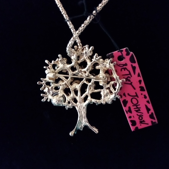 Rhinestone Tree Brooch Necklace - Picture 5 of 5